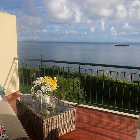 Oceanic Apartment Caniço Eksteriør billede
